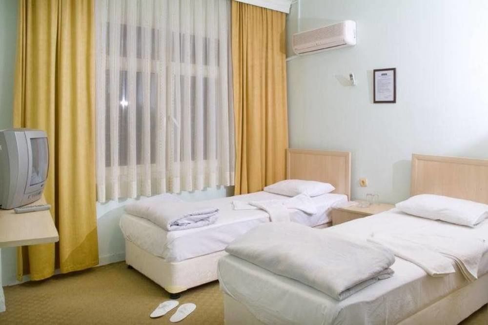 Uenver Hotel Adana Zewnętrze zdjęcie