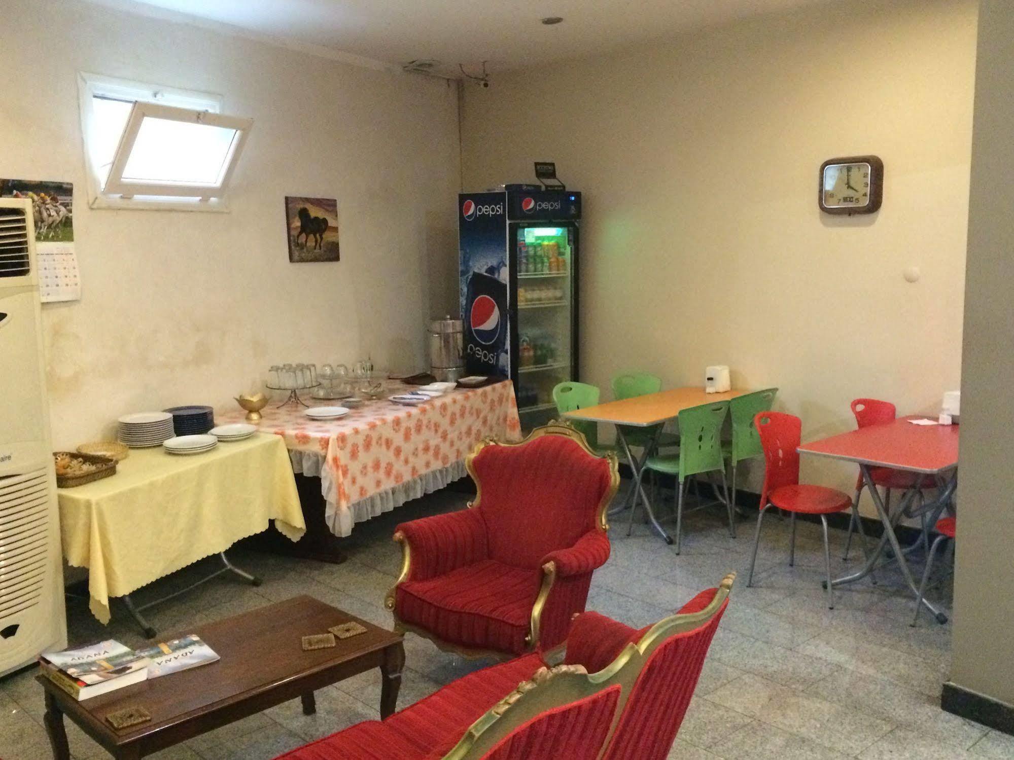 Uenver Hotel Adana Zewnętrze zdjęcie